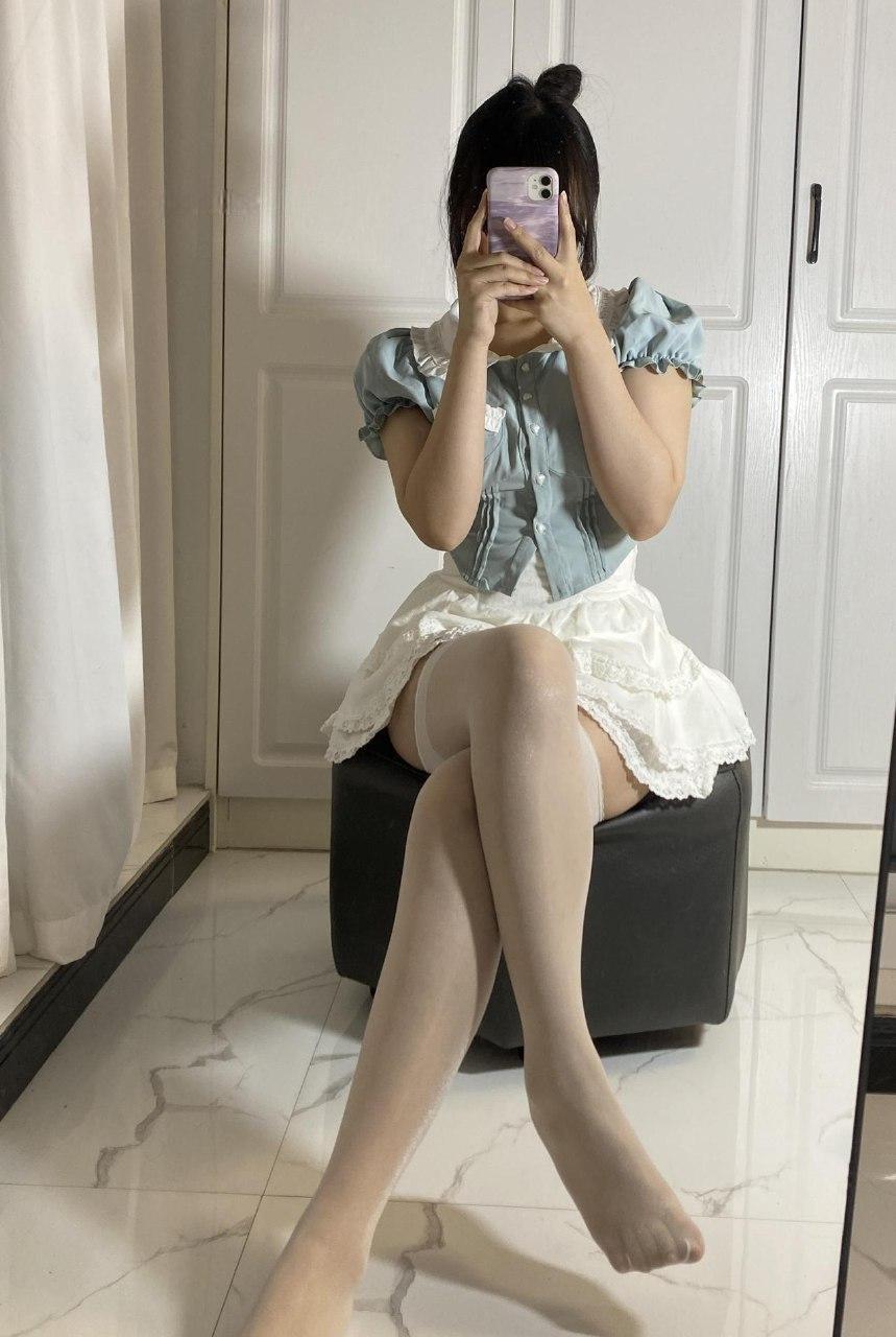 #妤小丸 04-28更新 微觅圈 白丝超短裙【18P】 - 4