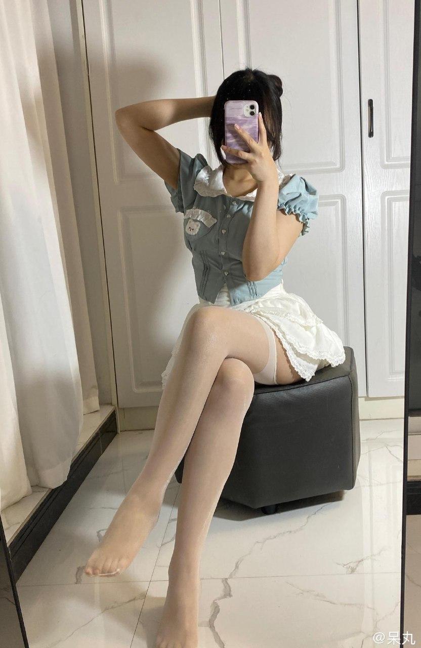 #妤小丸 04-28更新 微觅圈 白丝超短裙【18P】 - 7