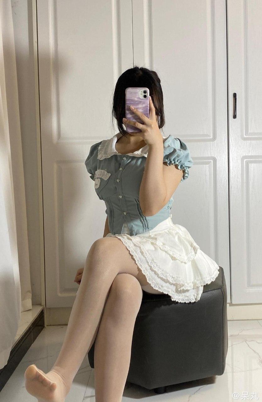 #妤小丸 04-28更新 微觅圈 白丝超短裙【18P】 - 8